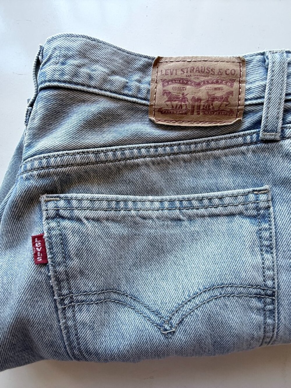 Light blue Levi's Low Pro Straight jeans in a size 27 waist